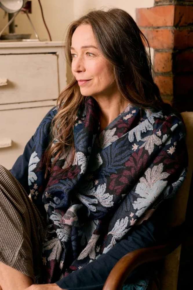 awakening shawl seasalt
